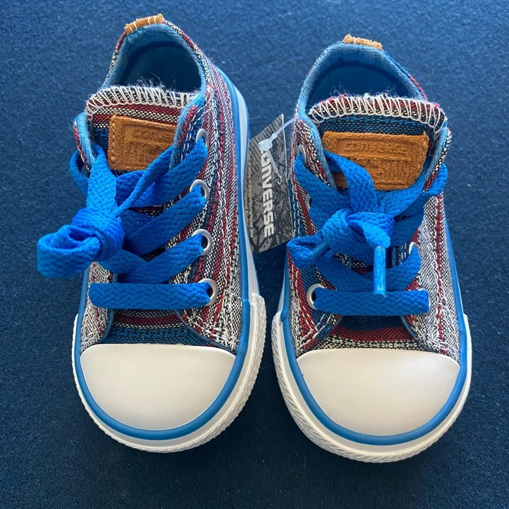 CUTEST little striped converse with leather accents! Unisex! Sturdy and adorable